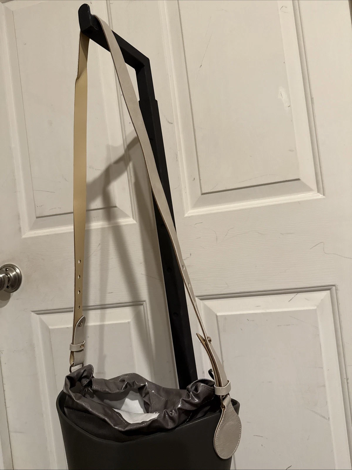 Obag Medium Tote Beige Brown Rubber Open Top Purse EUC, Italy - O Bag