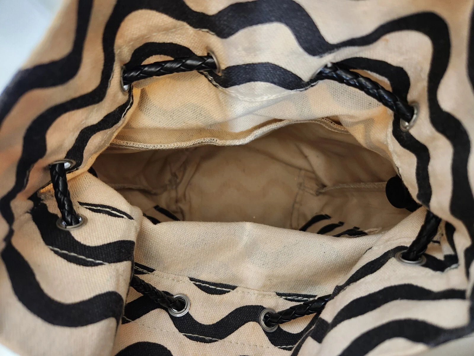 O Bag- womens Black Waves Purse - O Bag