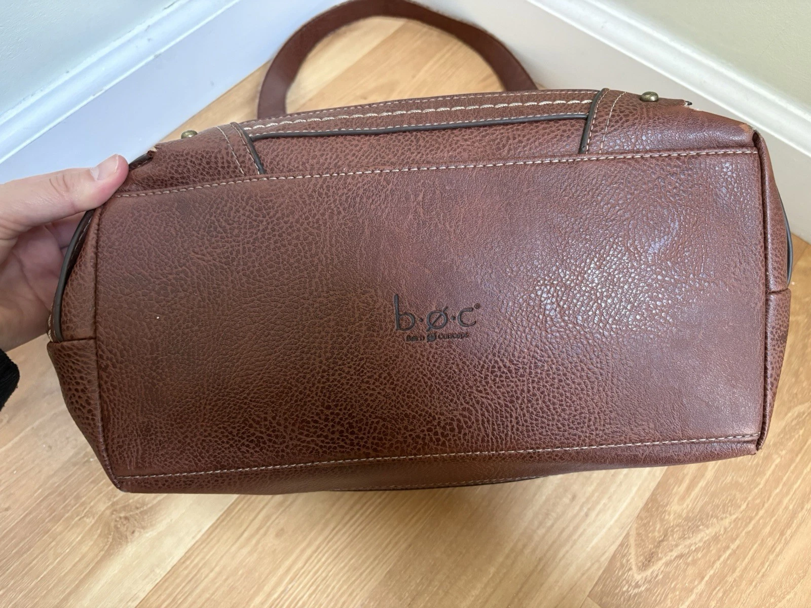 b.o.c. Tan and Olive Shoulder Bag - O Bag