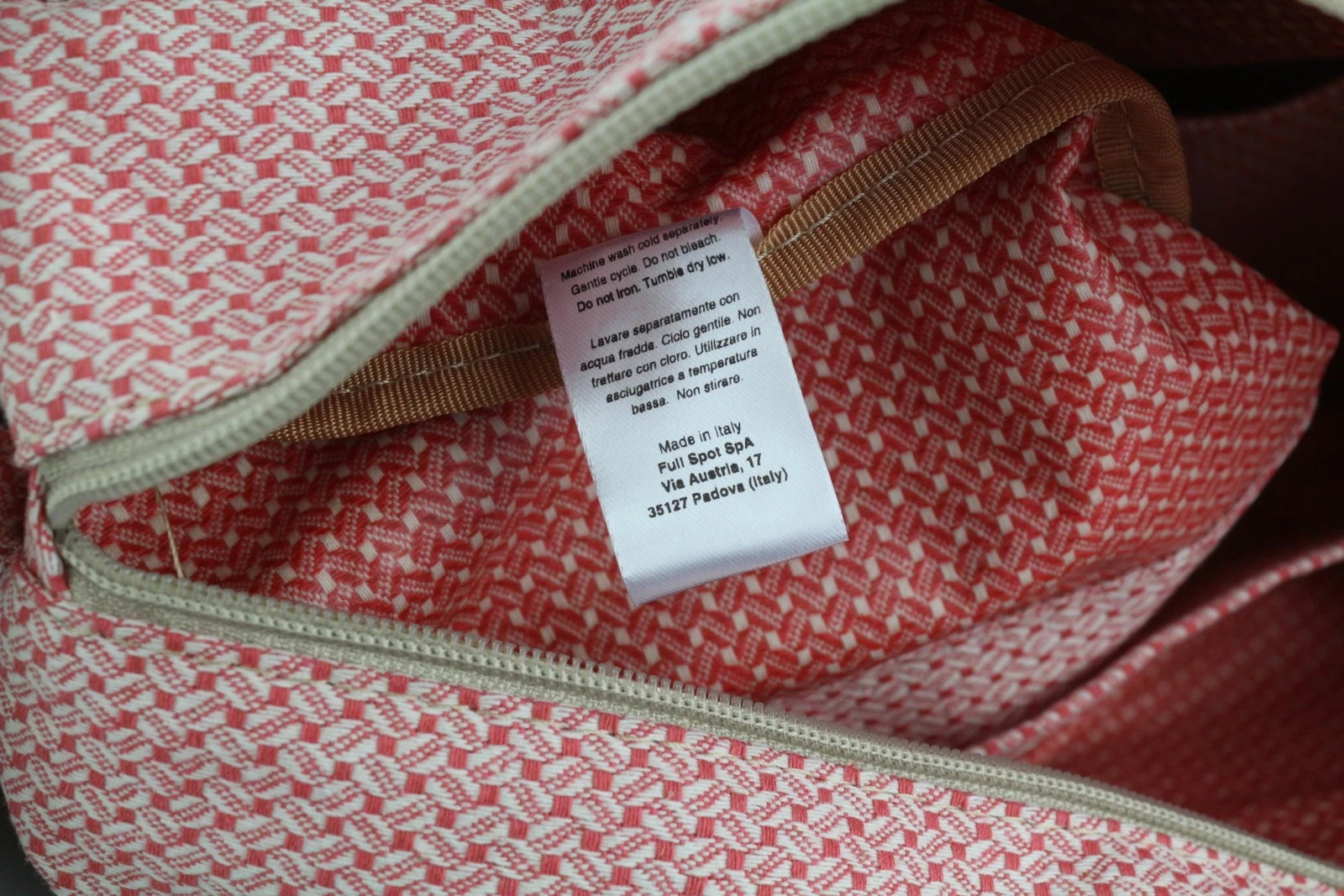 O Bag Women Bag OS Grey Soft Inner Zip Pouch Double Handle Square Logo - O Bag