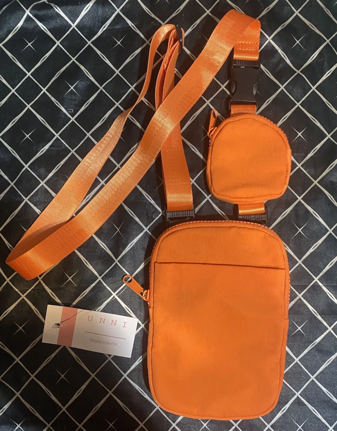 UNNI Minimalist Crossbody Bag/Fanny Pack W/Adjustable Strap Size O-S Burntorange - O Bag