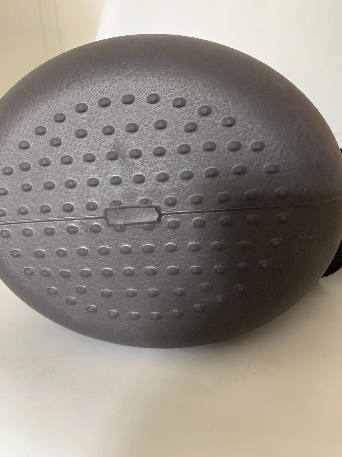 O BAG Rubber Bucket Bag Structured Design Shoulder Strap With Fur - O Bag