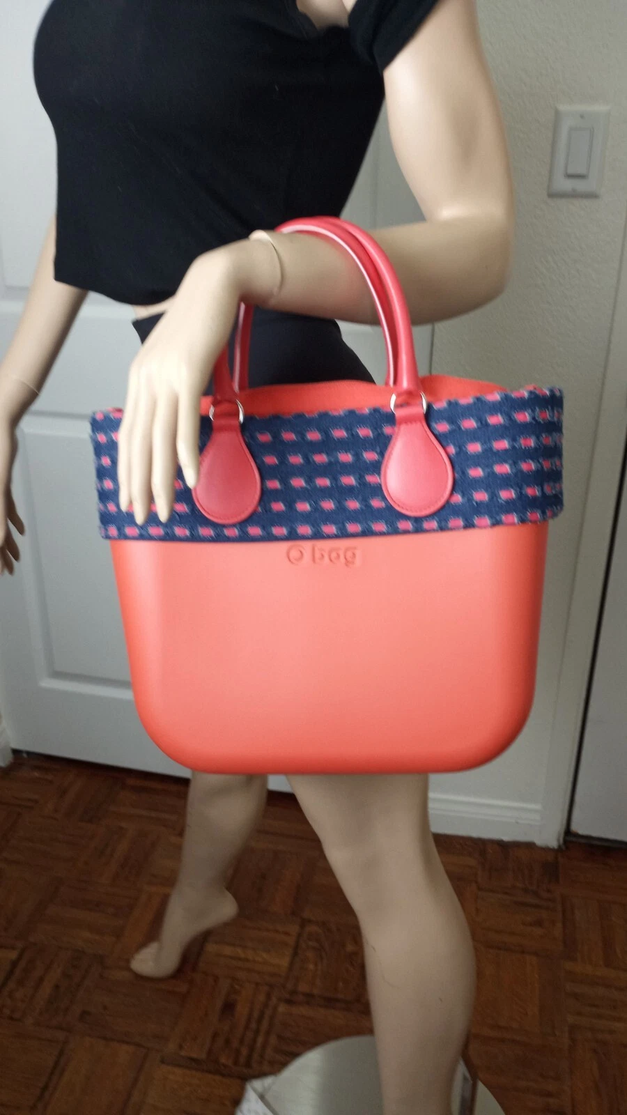O BAG ITALY CORAL W/WRAP AROUND BLUE DENIM TOTE BAG - O Bag