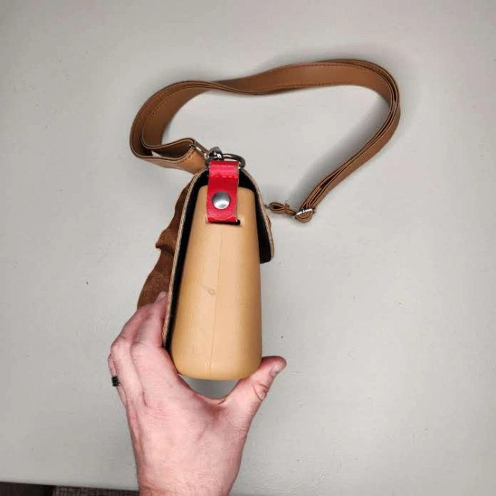 O bag chase Tan with flap And Adjustable Handle - O Bag