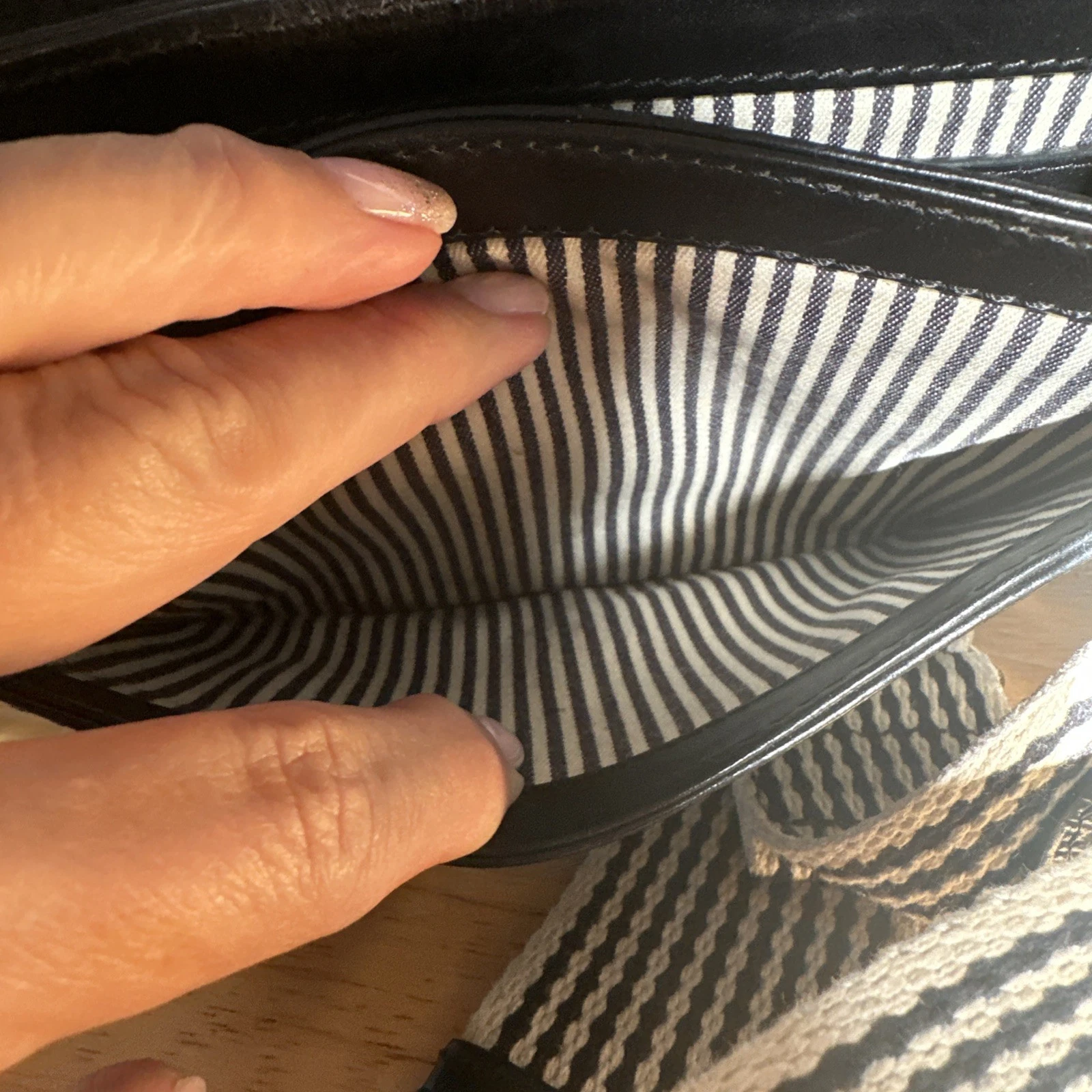 O my Bag Amsterdam Vegan Leather Audrey Mini Black Crossbody Purse - O Bag