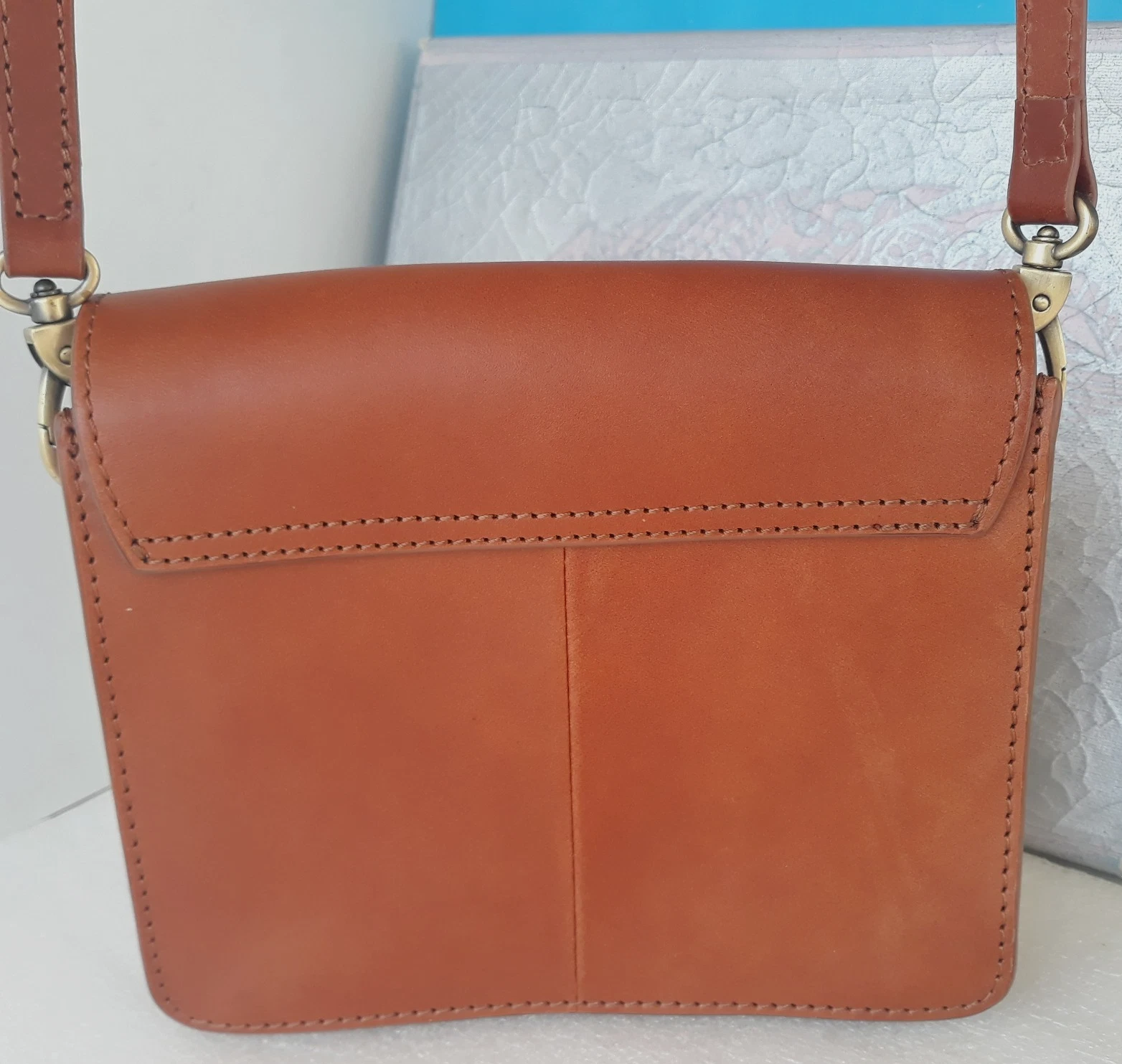 O MY BAG ~ Amsterdam ~ Crossbody Small Bag Purse Brown Leather ~ Magnetic ~ New - O Bag