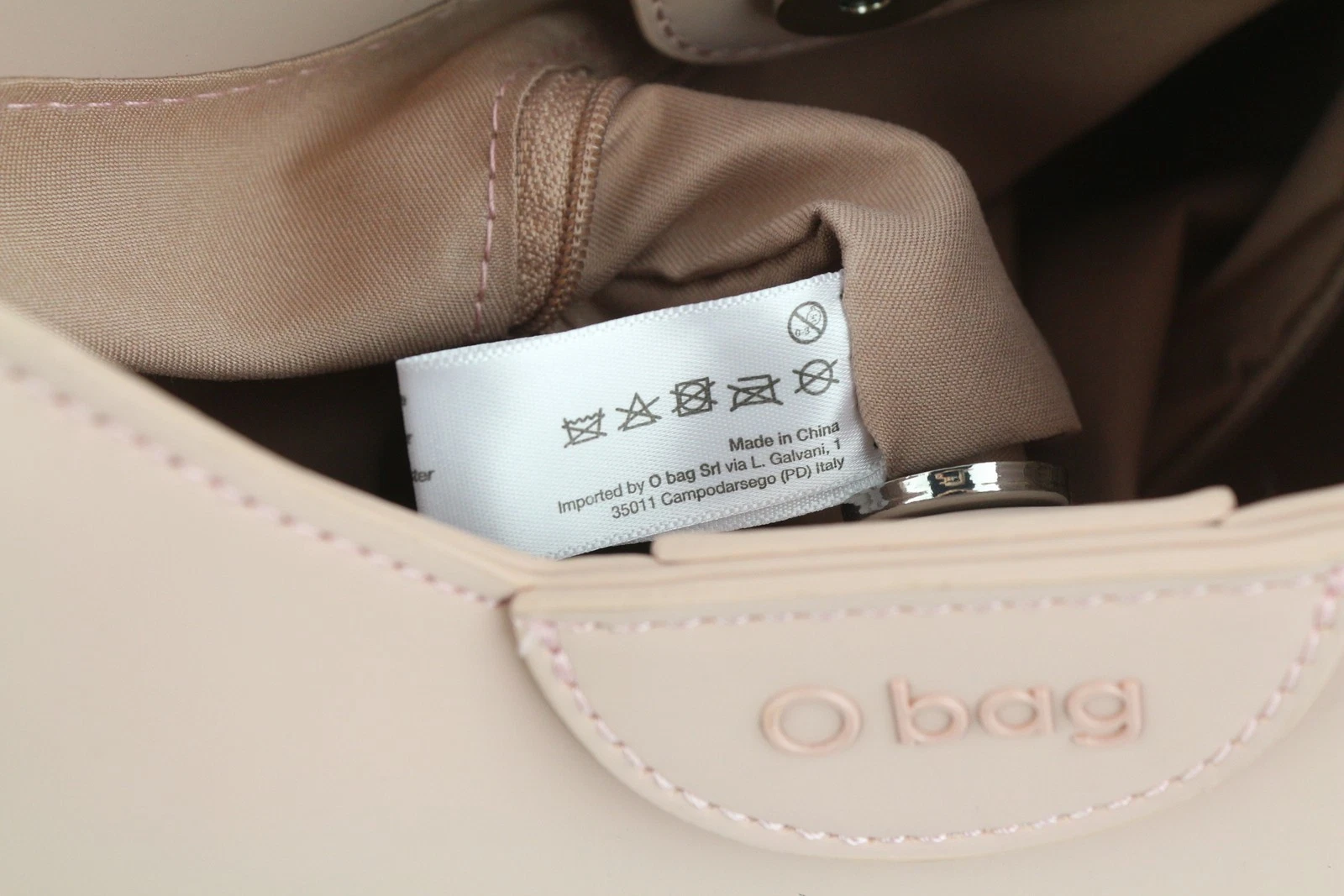 O BAG Ginevra Women's Bag OS Light Pink Lining Hobo Crossbody Magnetic Closure - O Bag