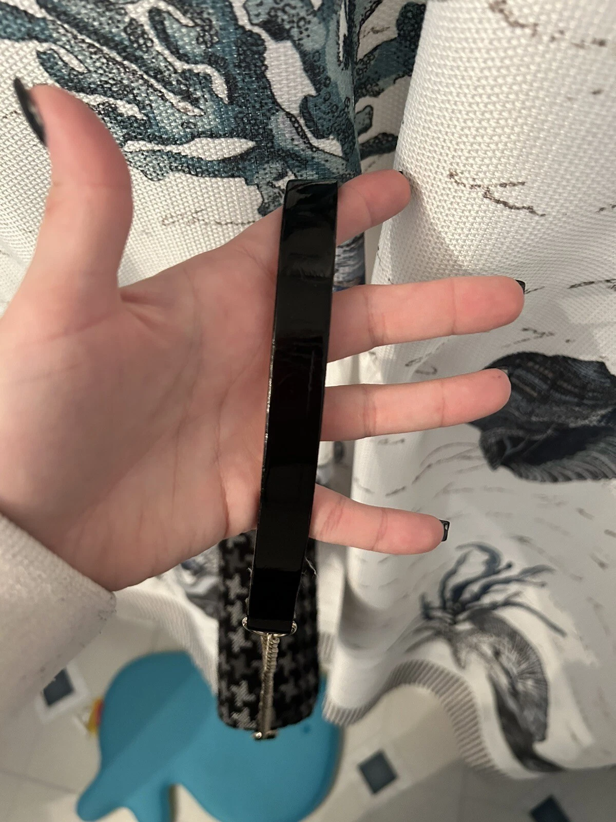 O Bag Crossbody Purse w/ Chain Strap - O Bag