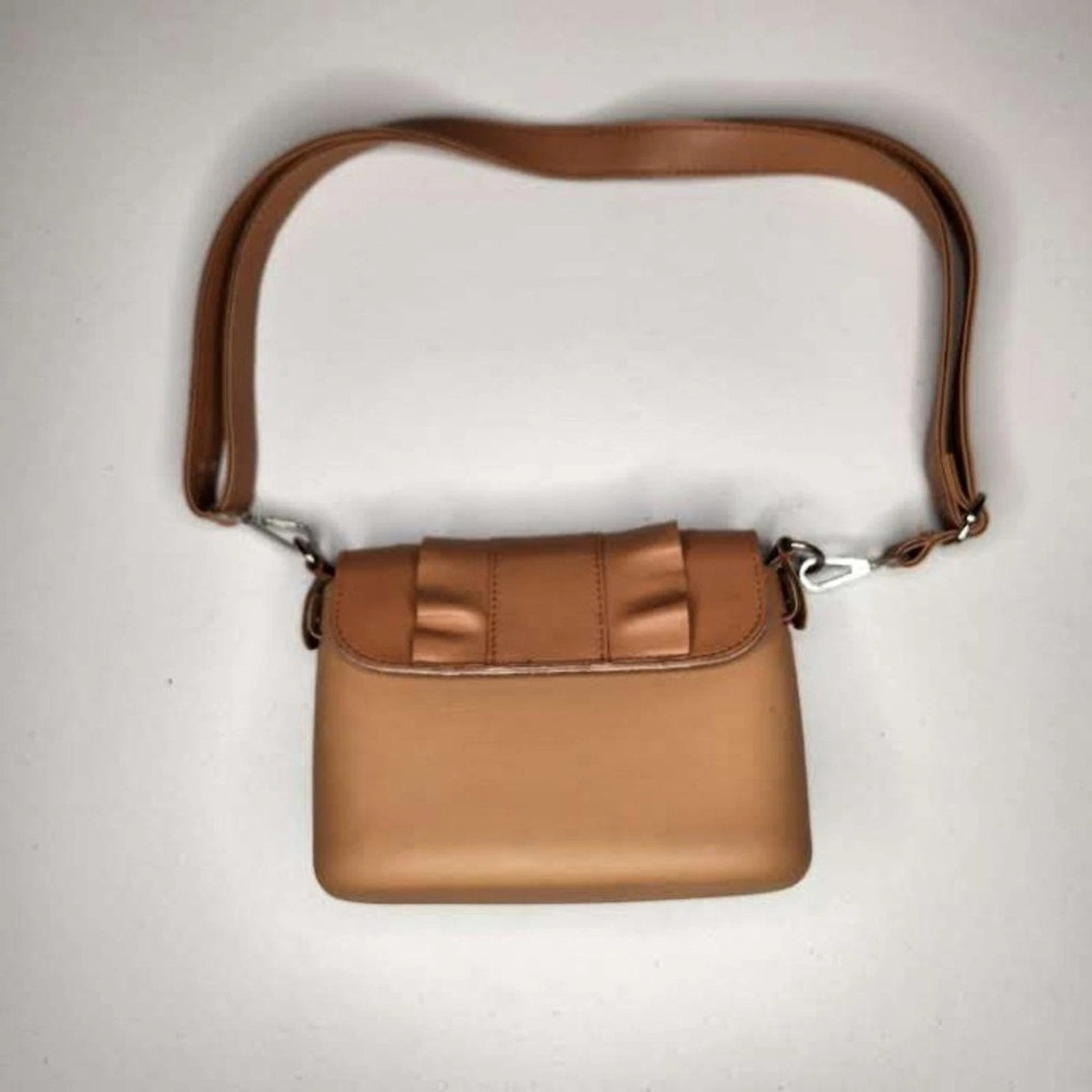 O bag chase Tan with flap And Adjustable Handle - O Bag