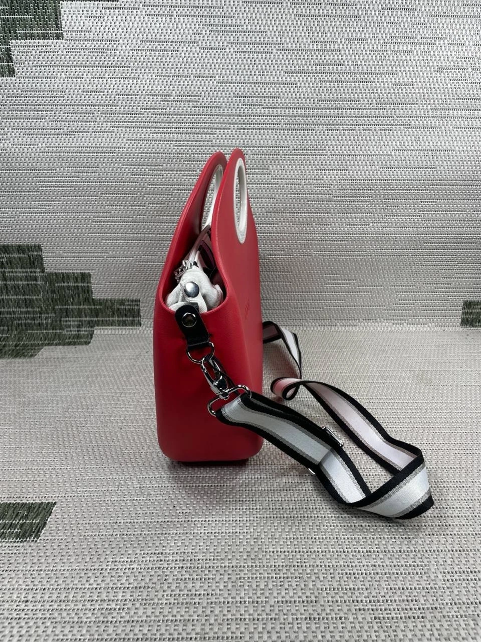 O Bag Womens Half-Moon Red Large Top Zip Detachable Adjustable Strap Crossbody - O Bag