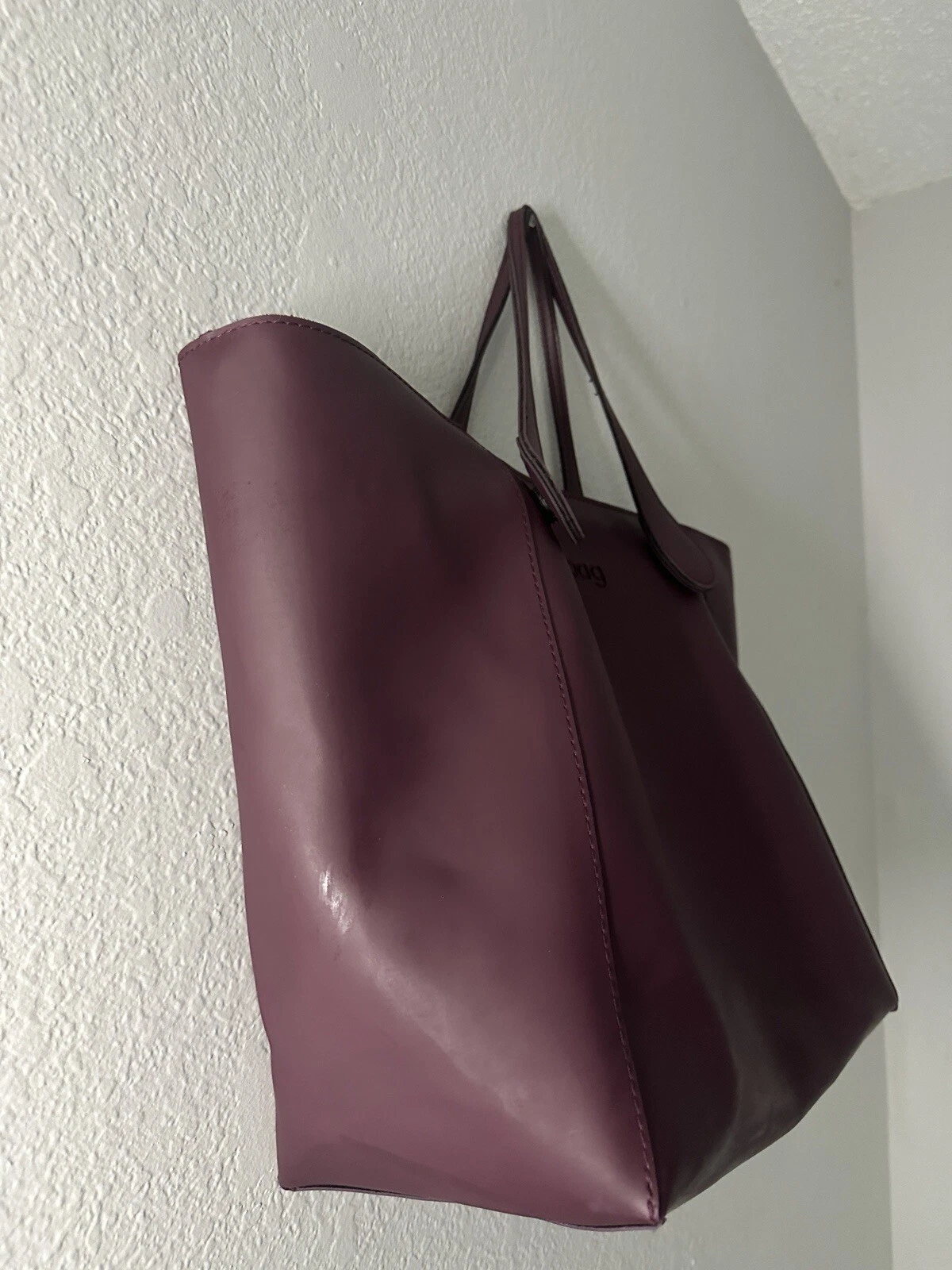 Obag eggplant zip top tote style purse - O Bag